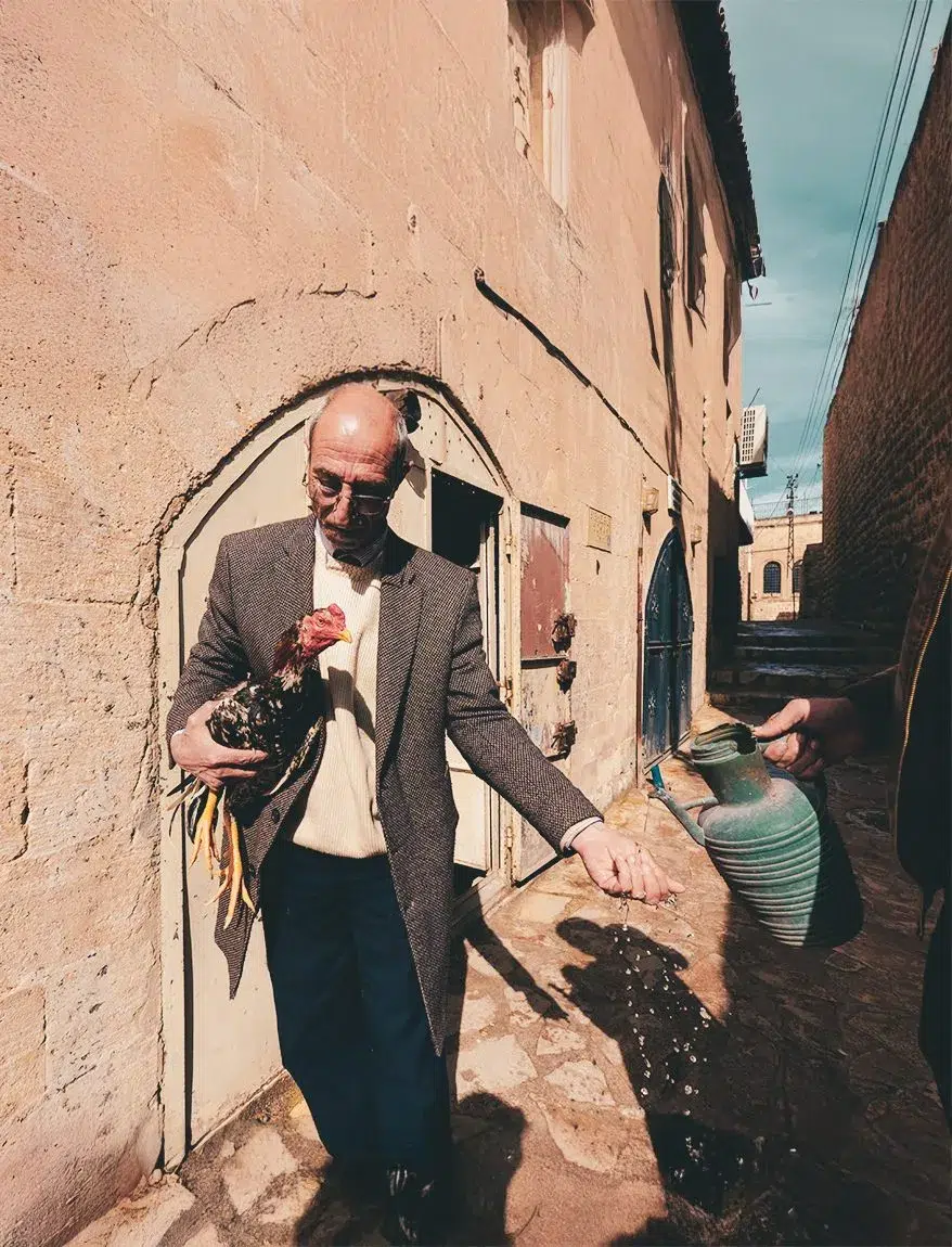 The timeless soul of the ancient streets. Every corner in this land tells a story waiting to be captured through your lens. Join us on our next Photography Tour in Turkey to witness these authentic moments. #PhotographyTourInTurkey"